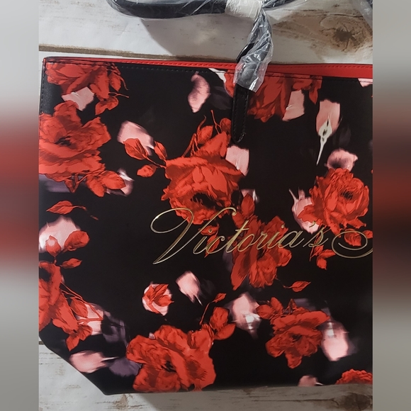 Victoria's secret large black tote with red roses - Picture 3 of 6